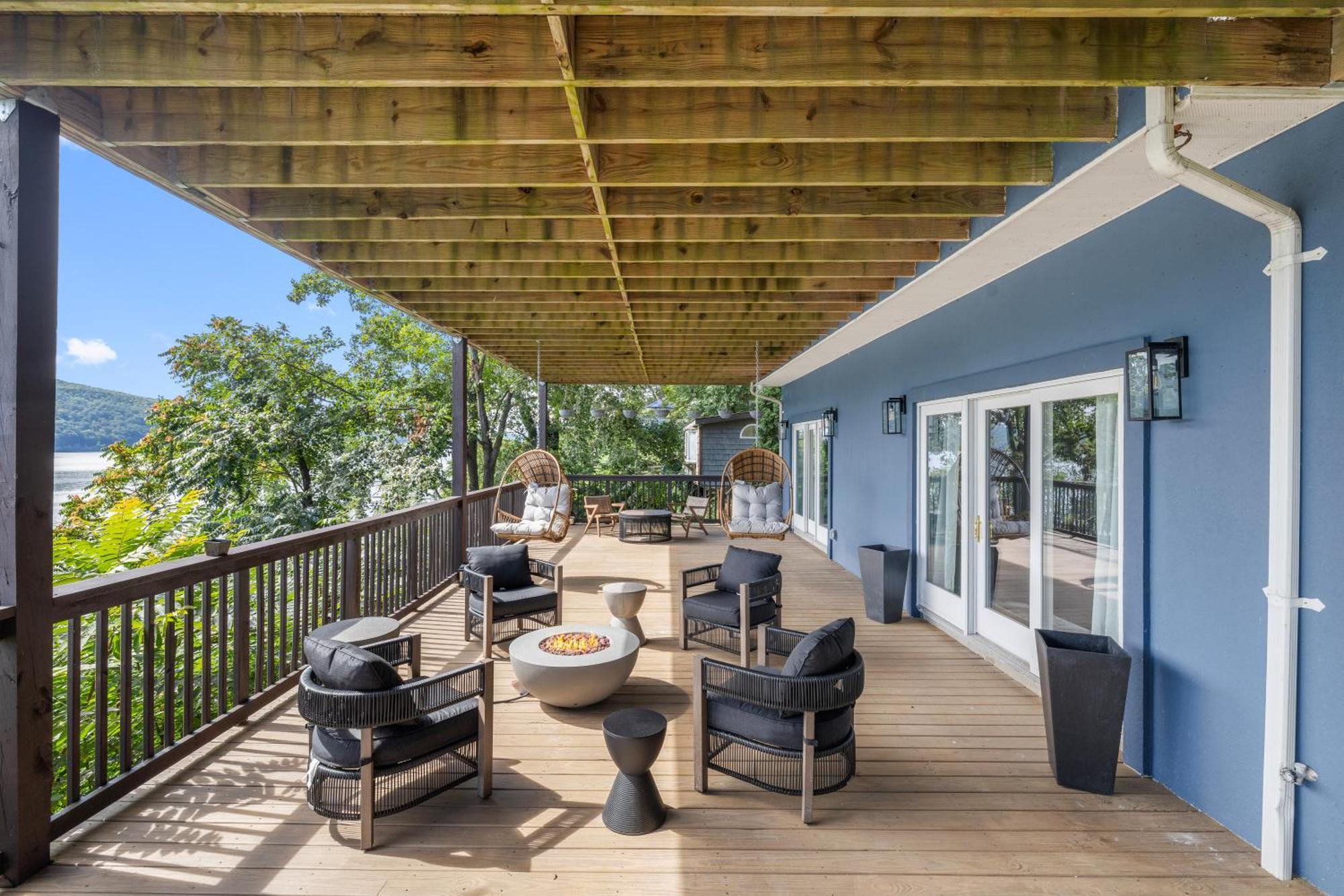 Lakeview House - Hot Tub - Firepit - Stunning Views - Spacious Deck - Cozy Living Room - Bar Greenwood Lake Εξωτερικό φωτογραφία