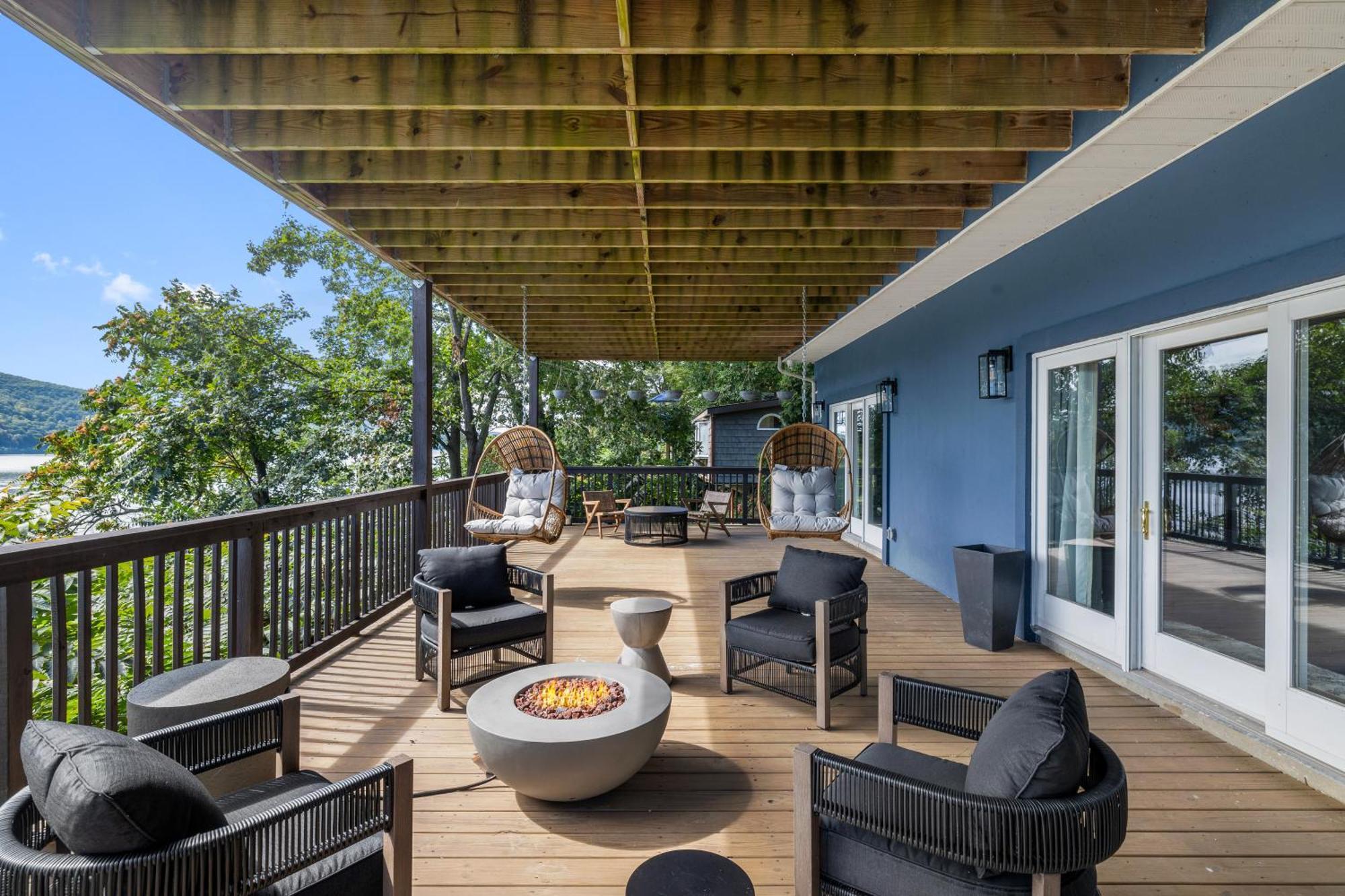 Lakeview House - Hot Tub - Firepit - Stunning Views - Spacious Deck - Cozy Living Room - Bar Greenwood Lake Εξωτερικό φωτογραφία
