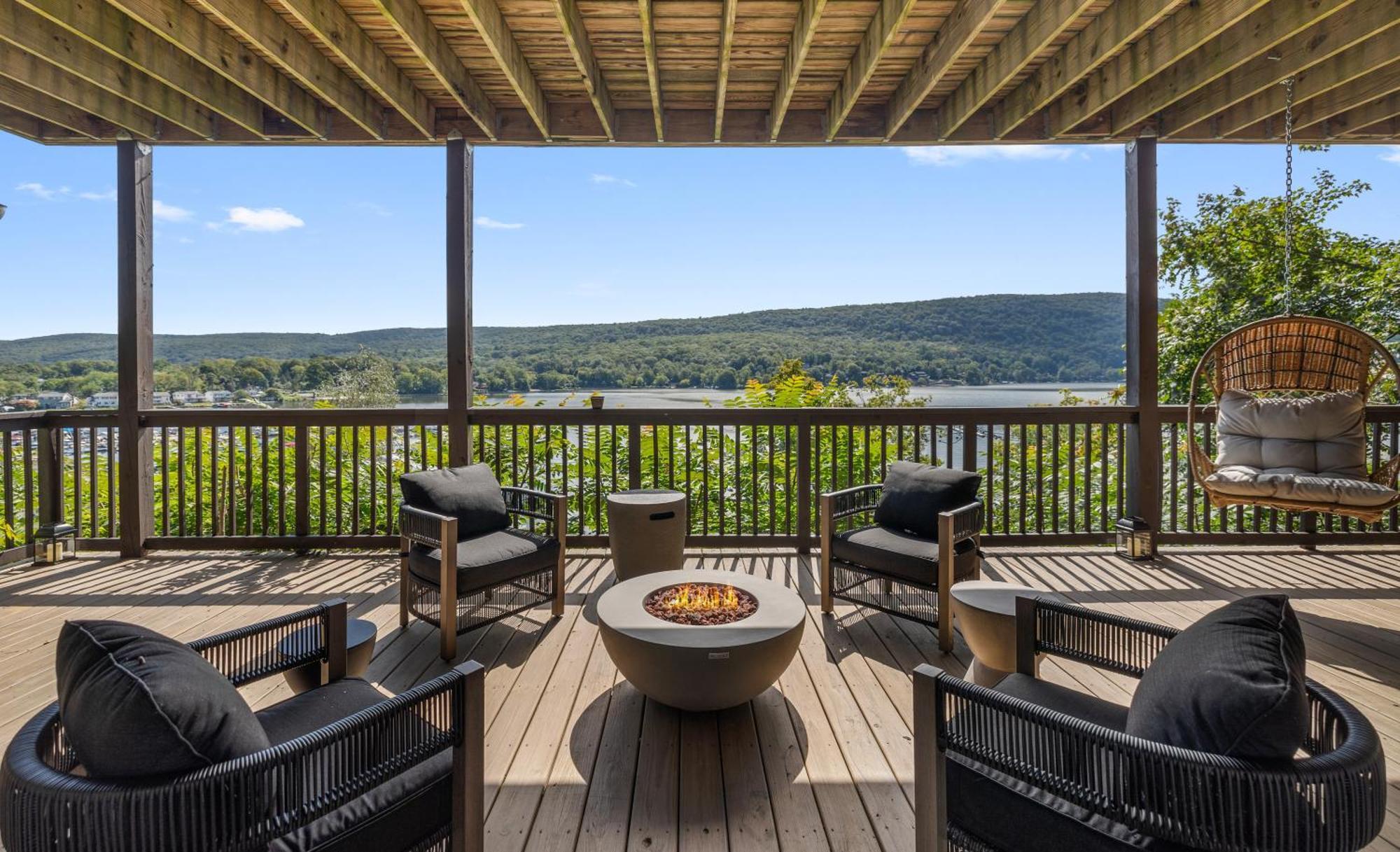 Lakeview House - Hot Tub - Firepit - Stunning Views - Spacious Deck - Cozy Living Room - Bar Greenwood Lake Εξωτερικό φωτογραφία